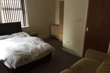 6 bed house, Bryn Road, Brynmill, Swansea, SA20AP - Image 7